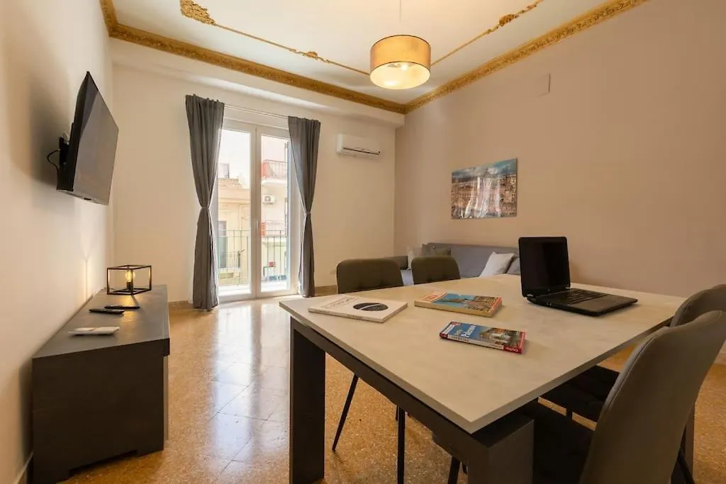 Palermo Center Holiday Apartamento
